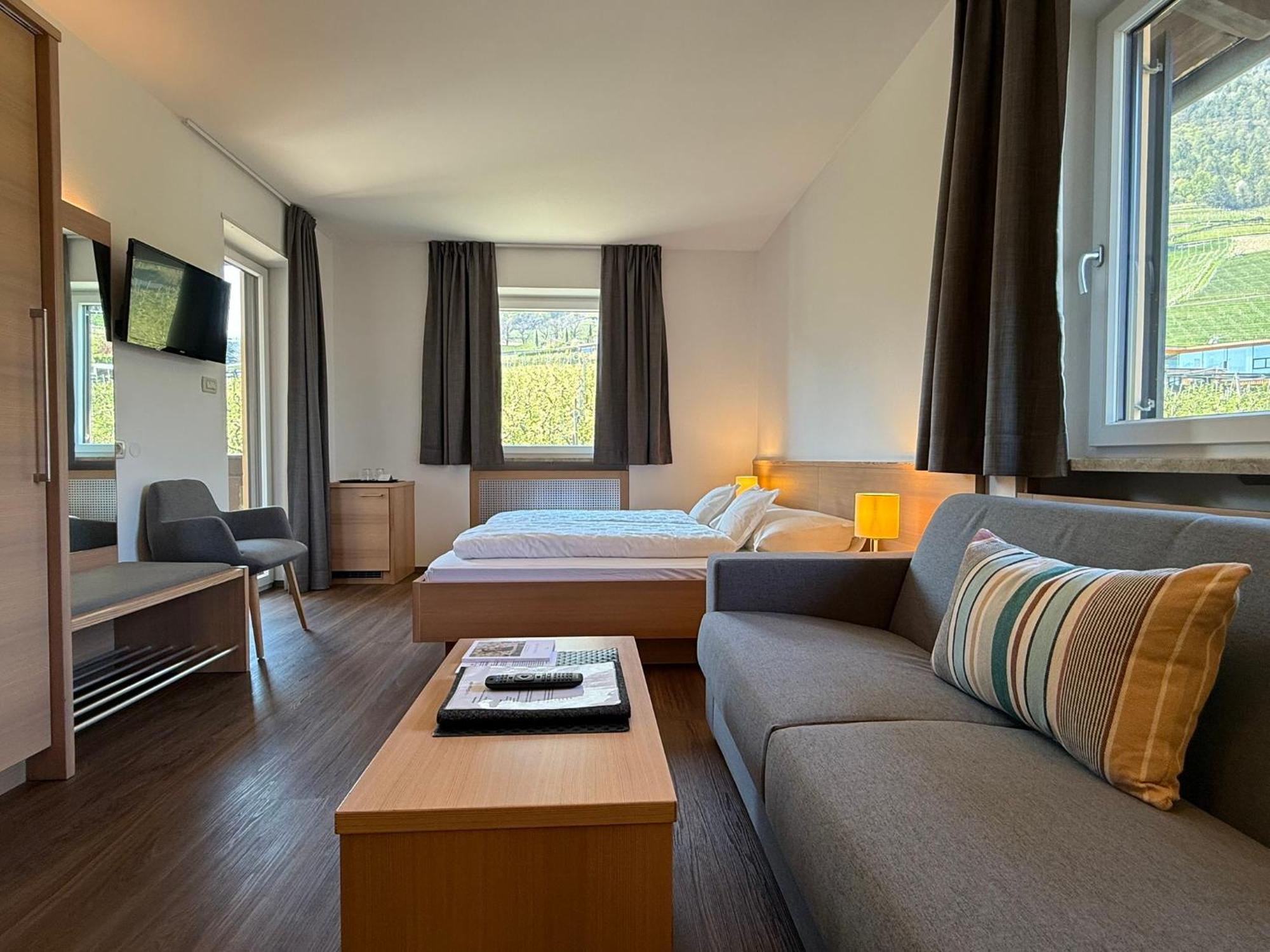 Hotel Toerggelehof Tscherms Dış mekan fotoğraf